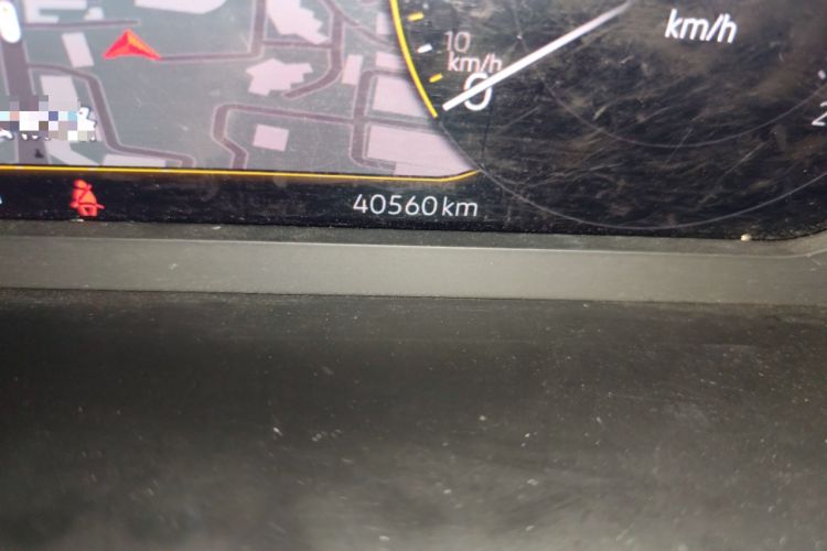 Used Volkswagen Tayron 2021 330TSI Two-Wheel-Drive 3rd Anniversary Limited Edition Odometer Close Up