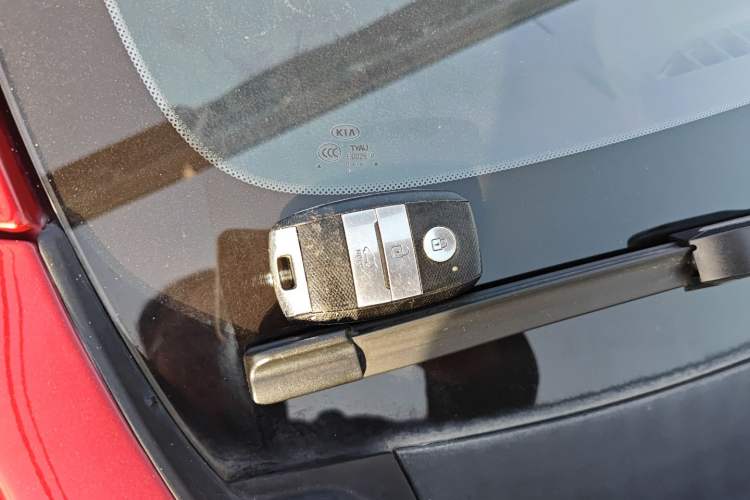 Used Kia kx1 Stonic 2019 1.4L Automatic Fun Edition China V Standard Vehicle Key