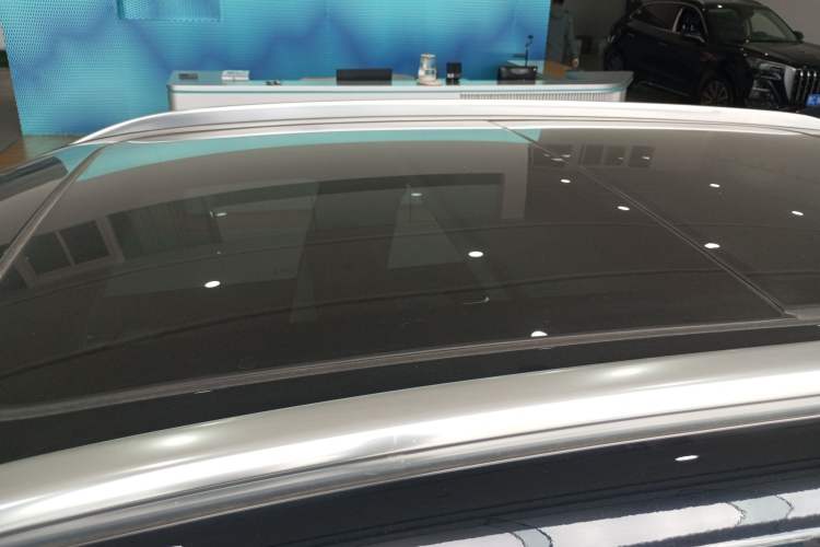 Used Hongqi HS5 2025 2.0T Two-Wheel Drive Flagship Pro Edition