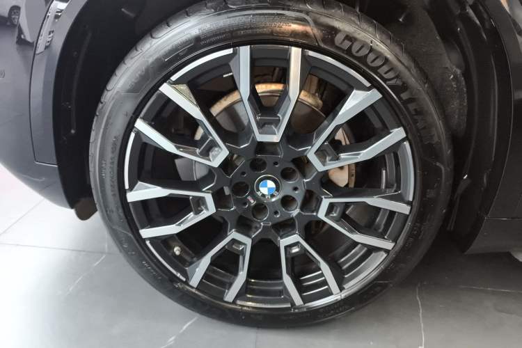 Used BMW X5 2023 xDrive 40Li M Sport Night Edition Package