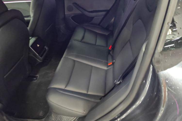 Used Tesla Model 3 2025 Rear-Wheel-Drive Version
