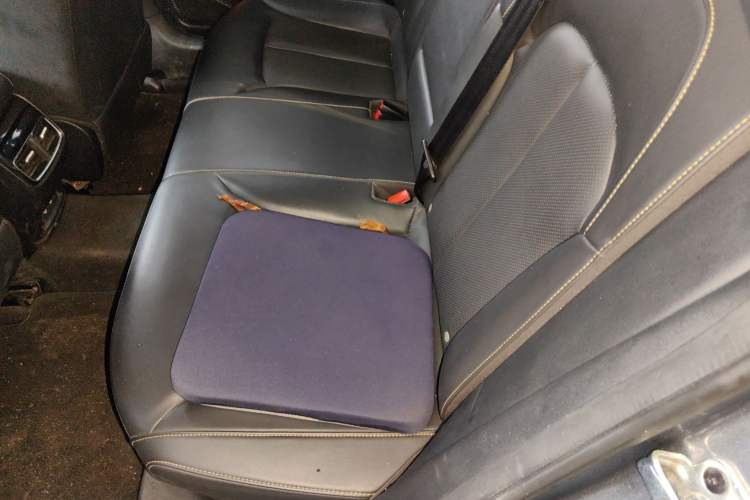 Used Roewe i6 MAX 2020 300TGI Automatic "Swell Cool Smart Drive" Edition