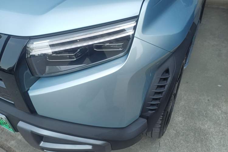 Used Formula Leopard Titanium 3 2025 501 km All-Wheel Drive Intelligent Driving Max Edition