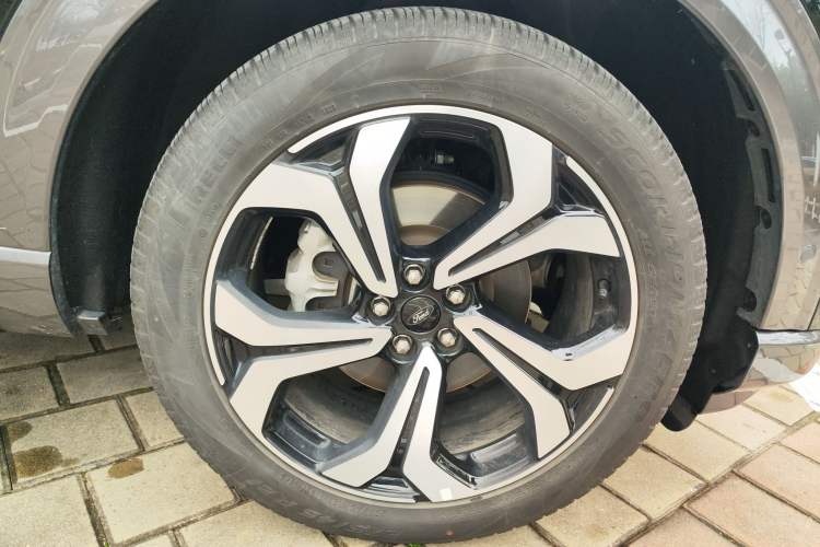 Used Ford Explorer 2023 EcoBoost 285 4x4 ST-LINE 6-Seater
