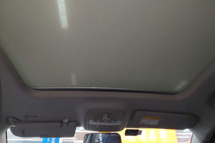 Used Roewe RX5 2020 20T Automatic 4G Connected Million Edition
