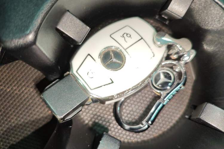 Used Mercedes-Benz E-Class 2015 E 260 L Sport & Fashion Model