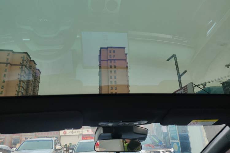 Used AION Y 2022 Plus 70 Smart Edition Headliner