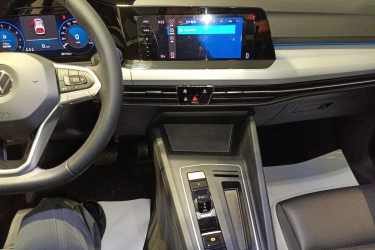 Used Volkswagen Golf 2021 280TSI DSG Pro Audio And AC Panel