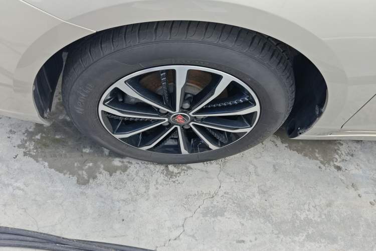 Used Roewe i5 2020 1.5L Automatic 4G Connect Luxury Flagship Edition