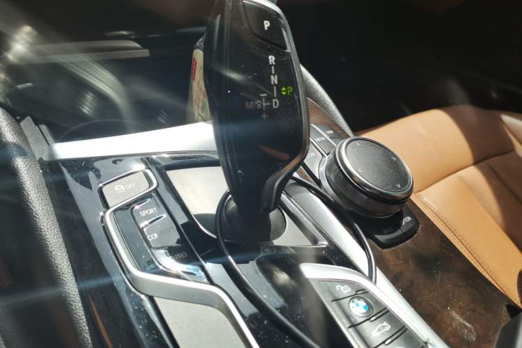 Used BMW 5 Series 2018 528Li Launch Special Edition
