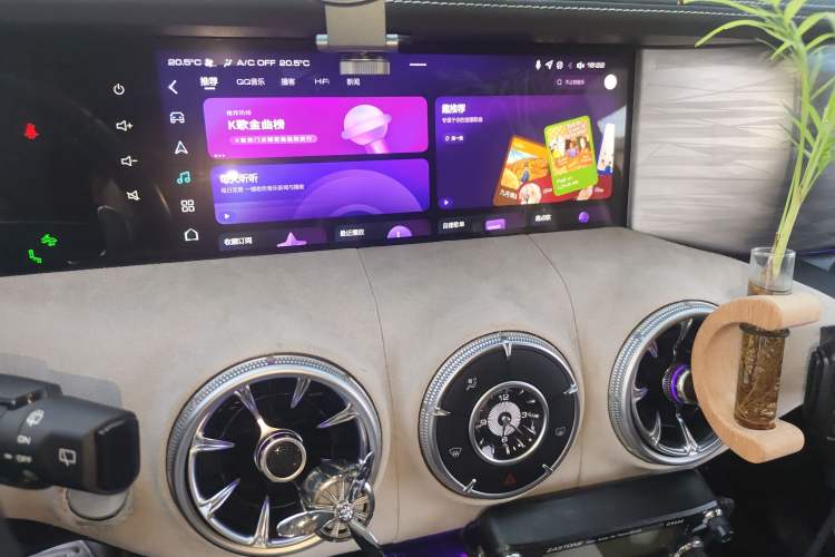 Used Tank 300 2021 City Edition 2.0T Essential Model
