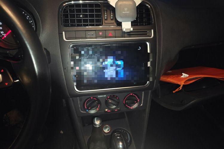 Used Volkswagen Polo 2016 1.6L Automatic Comfort Model
