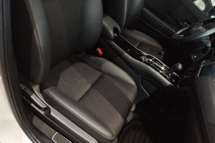 Used Honda Vezel 2020 1.5L CVT Pioneer Edition
