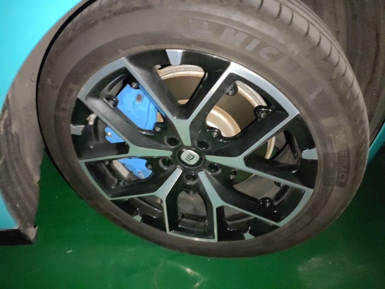 Xiaomi Auto SU7 2024 Rear-Drive Ultra-Long Range Advanced Pro-Level Intelligent Driving Version — снимка 8