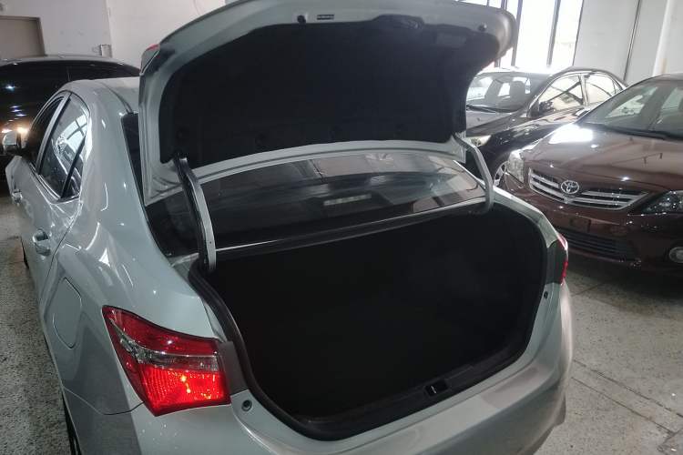 Used Toyota Corolla 2017 Revised Version 1.6L S-CVT GL
