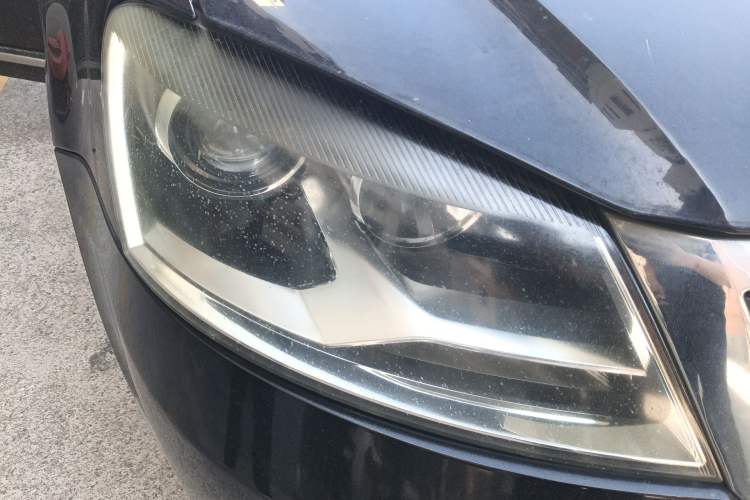 Used Volkswagen Passat 2011 1.8T Manual Luxury Model Right Front Headlight