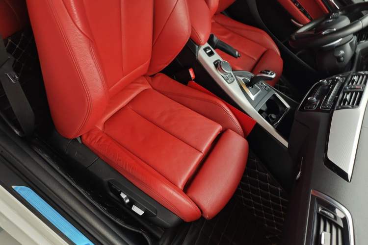 Used BMW 2 Series 2019 225i Convertible Coupe Luxury Edition M Sport Package
