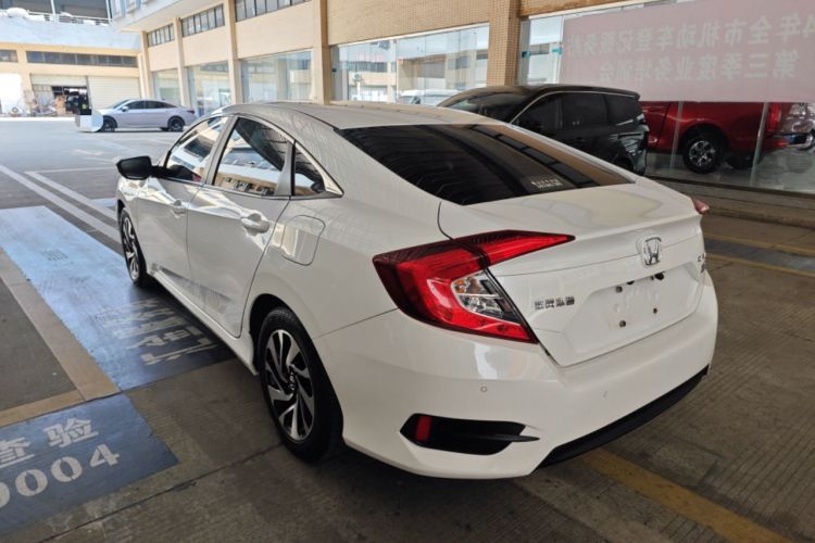 Used Honda Civic 2016 220TURBO CVT Luxury Edition Rear Left 45 Deg