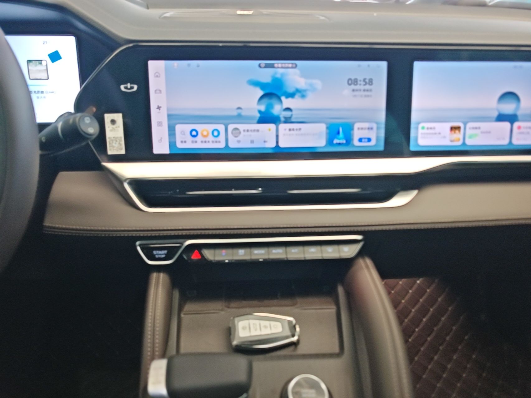 Geely Auto Monjaro L 2025 2.0TD Automatic Xingyun Version — снимка 15
