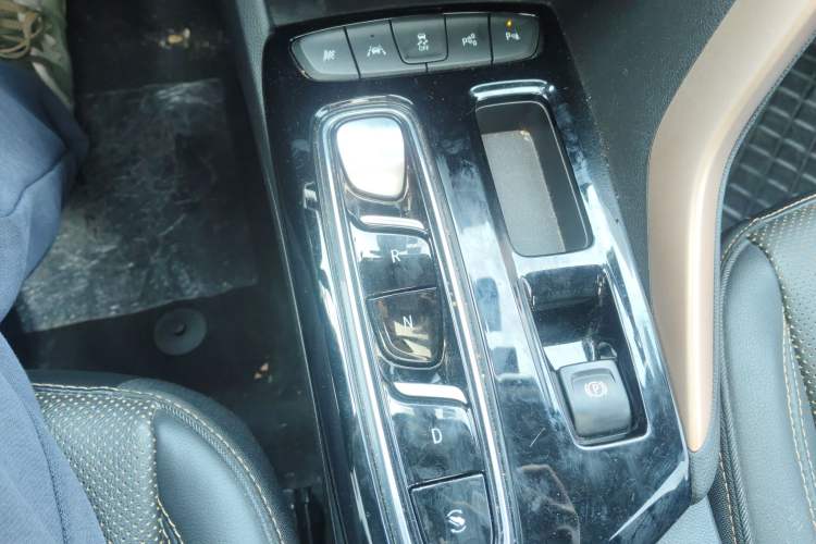 Used Buick Velite 7 2022 652E Connected Smart Version
