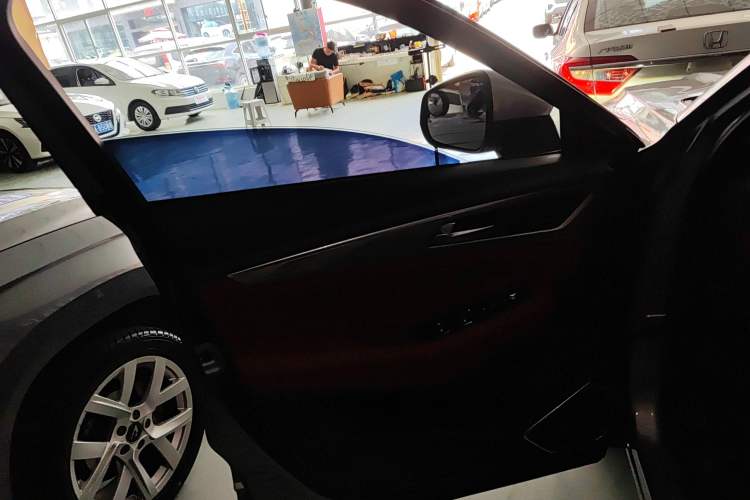 Used Changan CS85 COUPE 2021 1.5T DCT Luxury Edition