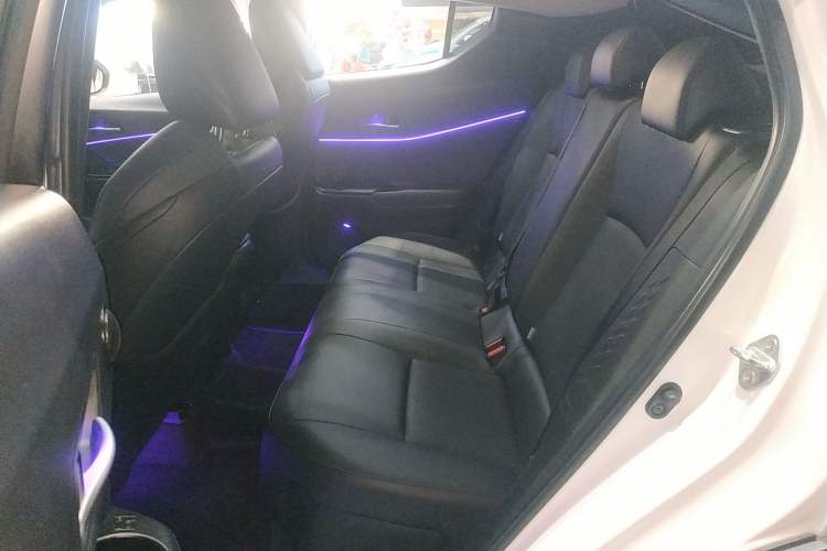 Used Toyota C-HR 2021 2.0L Luxury Edition
