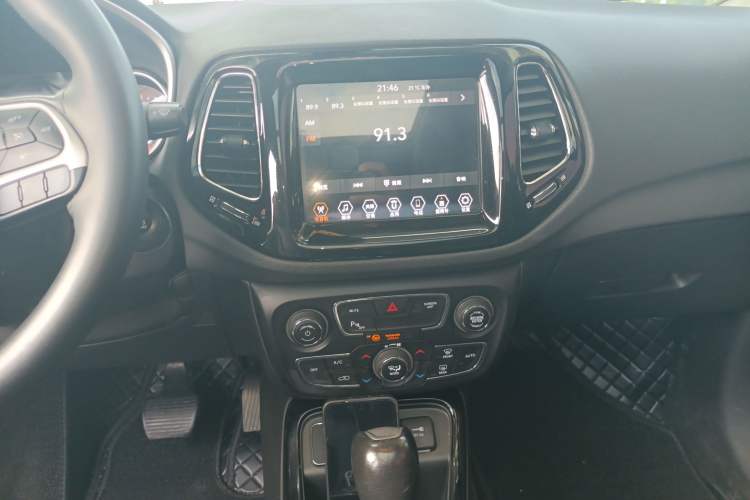 Used Jeep Compass 2019 220T Automatic Family Edition