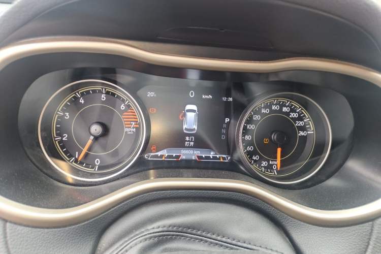 Used Jeep Cherokee 2017 2.0L Superior Edition
