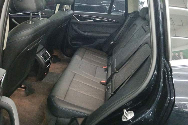 Used BMW iX3 2024 Leading Model
