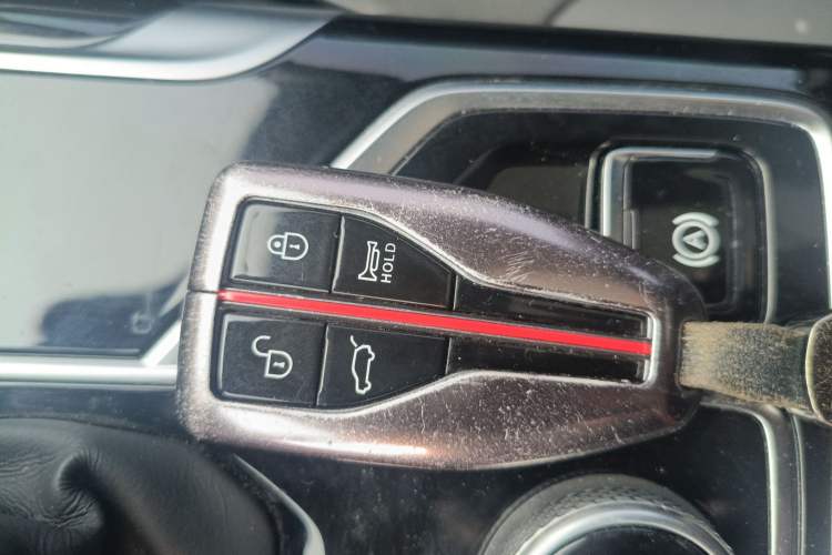 Used Hongqi HS5 2022 Revised Version 2.0T Smart Connect Flagship Edition