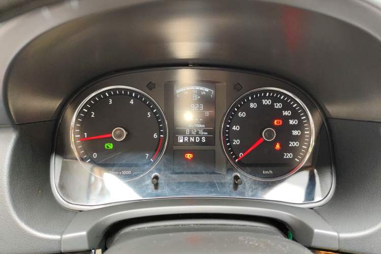 Used Volkswagen Lavida 2011 1.6L Automatic Premium Edition
