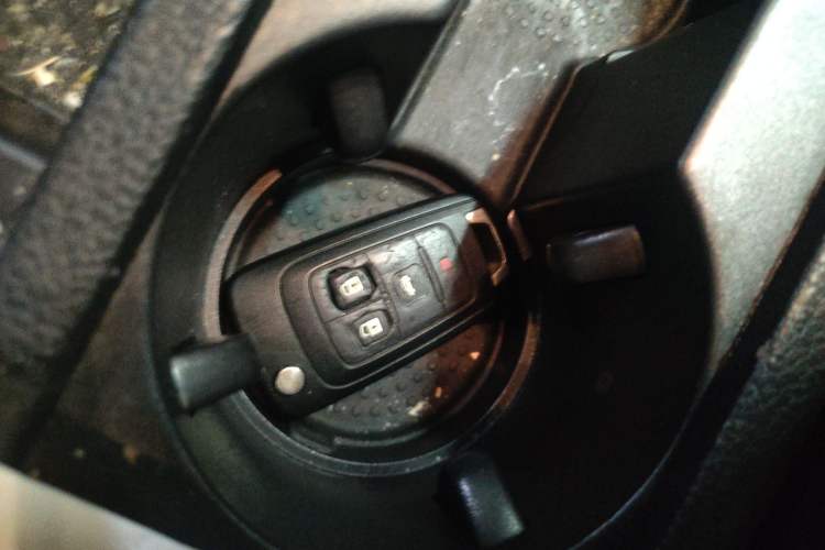 Used Volkswagen Golf 2016 1.6L Manual Fashion Edition Vehicle Key