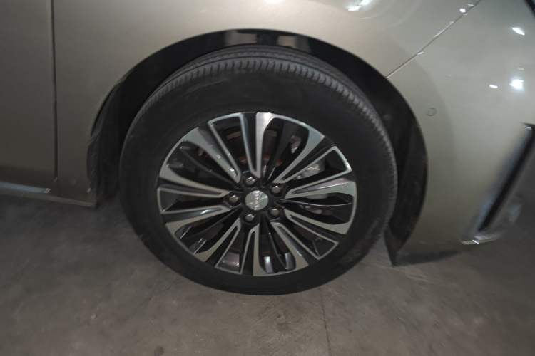 Used Buick GL8 2023 ES Lu Zun Luxury Model
