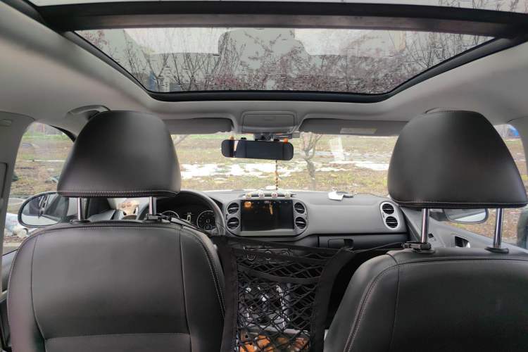 Used Volkswagen Tiguan 2016 280TSI Automatic Two-Wheel Drive Silk Road Comfort Edition Headliner