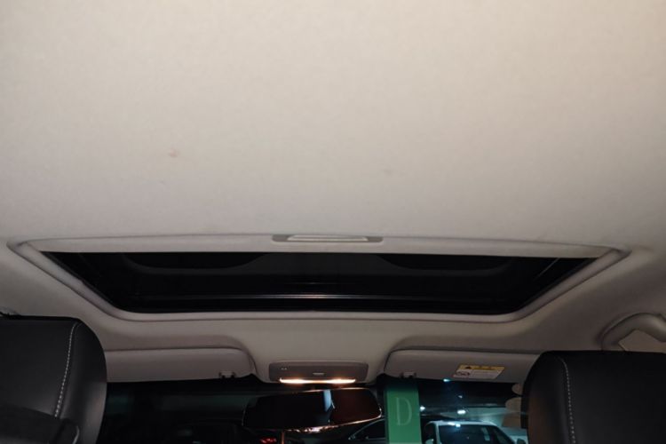 Used Buick GT 2016 18T Dual-Clutch Luxury Model Headliner