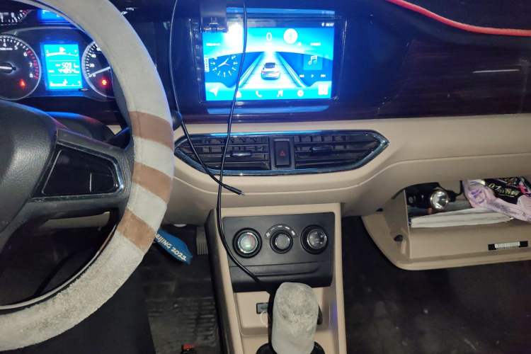 Used CHANGAN KUAYUE Xing V3 2022 1.5L Gasoline Comfort-Grade 2-Seat Van JL473QH
