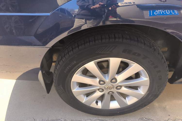 Used Buick GL8 2014 2.4L Classic Edition