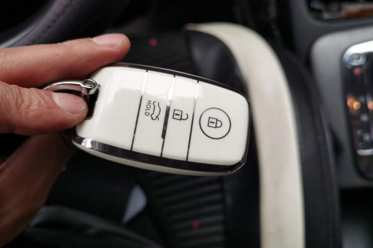 Used Kia K3 2015 1.6L Automatic GLS
