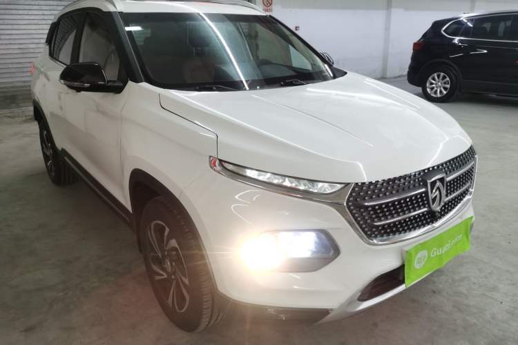 Used Baojun 510 2017 1.5L Automatic Luxury Model Front Right 45 Deg