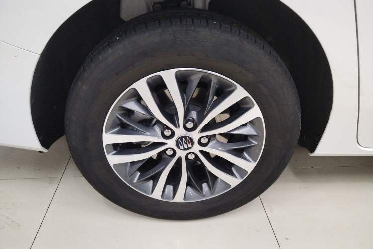 Used Buick GL8 2025 Model Land Executive Class First-Adoption Edition