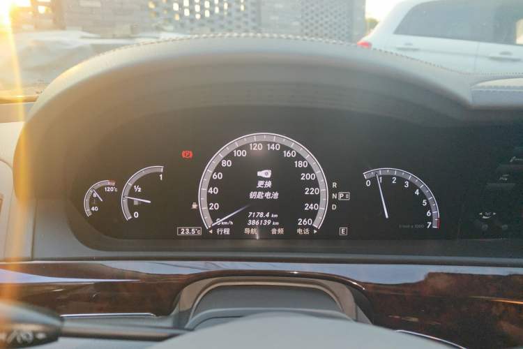 Used Mercedes-Benz S-Class 2011 S 350 L CGI Instrument Cluster