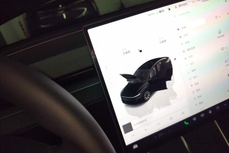 Used Tesla Model Y L 2025 Model Long-Range All-Wheel-Drive Version