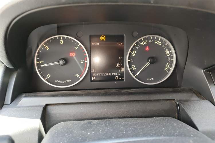 Used Land Rover Discovery 2014 3.0 SDV6 HSE Diesel Edition Instrument Cluster