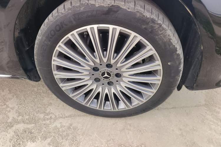 Used Mercedes-Benz E-Class 2020 Facelift E 300 L Stylish Edition