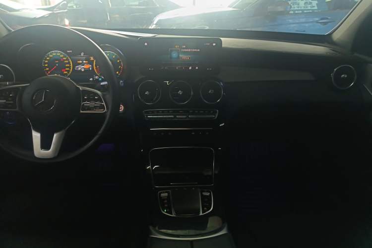 Used Mercedes-Benz GLC Coupe 2021 GLC 260 4MATIC Coupe SUV
