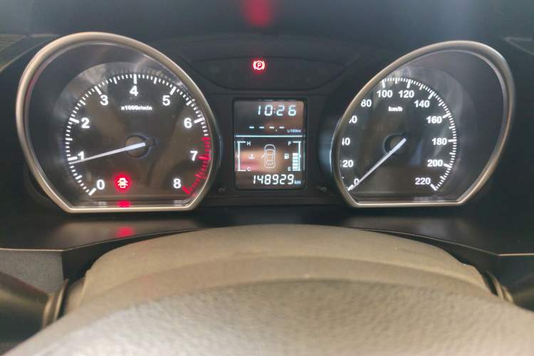 Used Zotye T600 2015 1.5T Manual Luxury Model Odometer Close Up