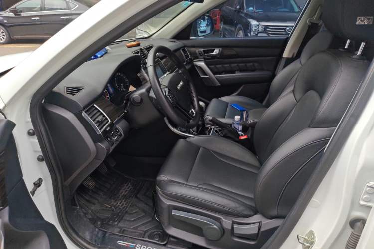 Used Haval H2 2016 Red Label 1.5T Manual Two-Wheel Drive Elite Model