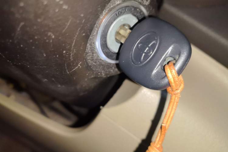 Used Toyota Highlander 2012 3.5L 4x4 7-Seater Luxury Edition with Navigation