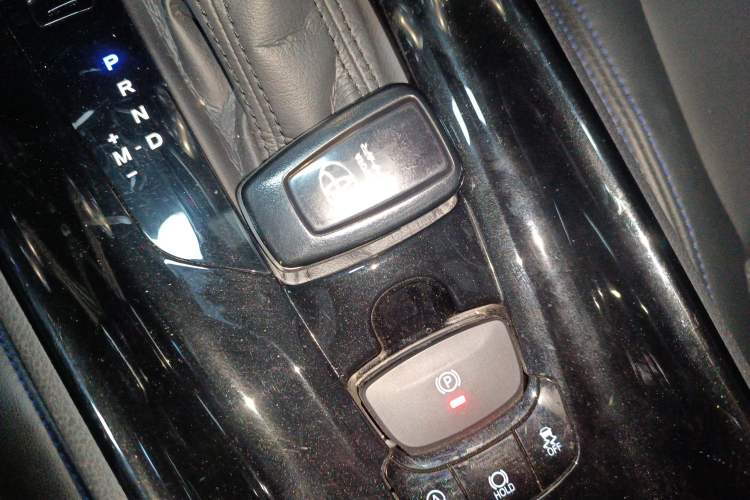 Used Toyota C-HR 2020 2.0L Luxury Edition