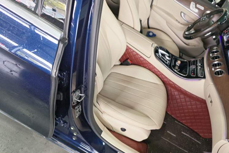 Used Mercedes-Benz E-Class 2016 E 300 L Stylish Model